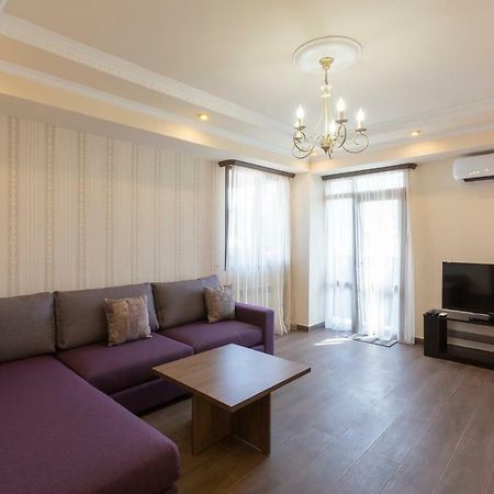 Umba Apartment N3 - Balcony And Mount Ararat View Jerevan Buitenkant foto