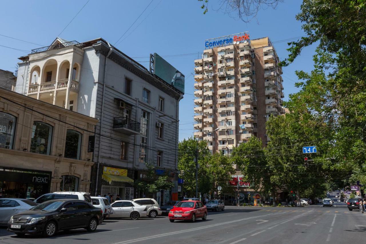 Umba Apartment N3 - Balcony And Mount Ararat View Jerevan Buitenkant foto