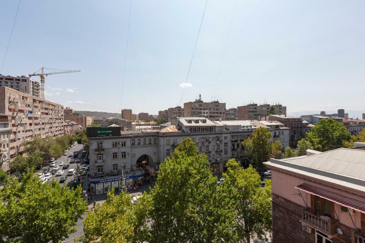 Umba Apartment N3 - Balcony And Mount Ararat View Jerevan Buitenkant foto